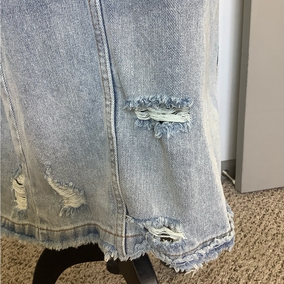 🔥 Stonewashed Denim Jacket 🔥 - Picture 9 of 10